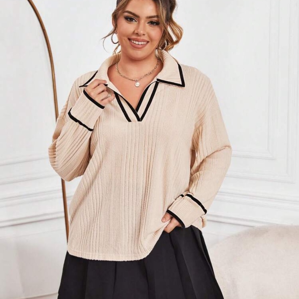 SHEIN Cream Long Sleeve Tee with Black Trim